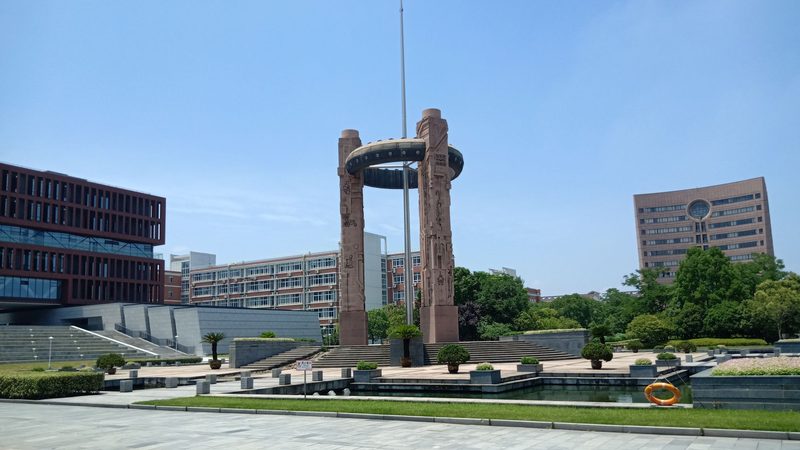 芯片型号价格查询工具：揭秘选购背后的技术逻辑